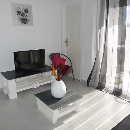 Apartment Paola * Calp